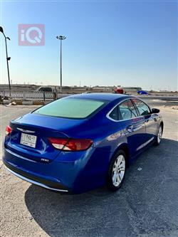 Chrysler 200